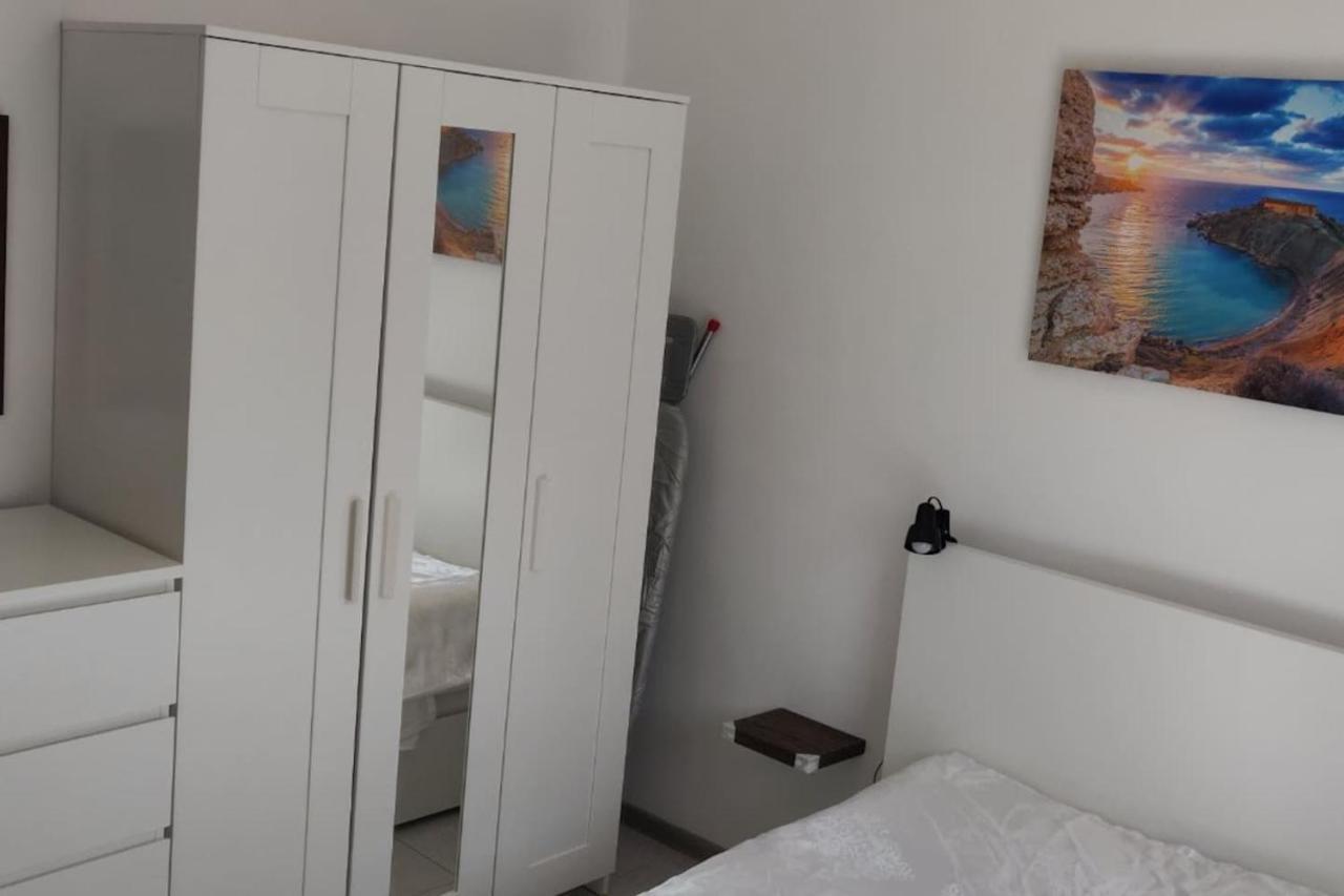 شقة Sunny Day Flat خليج سانت بول المظهر الخارجي الصورة